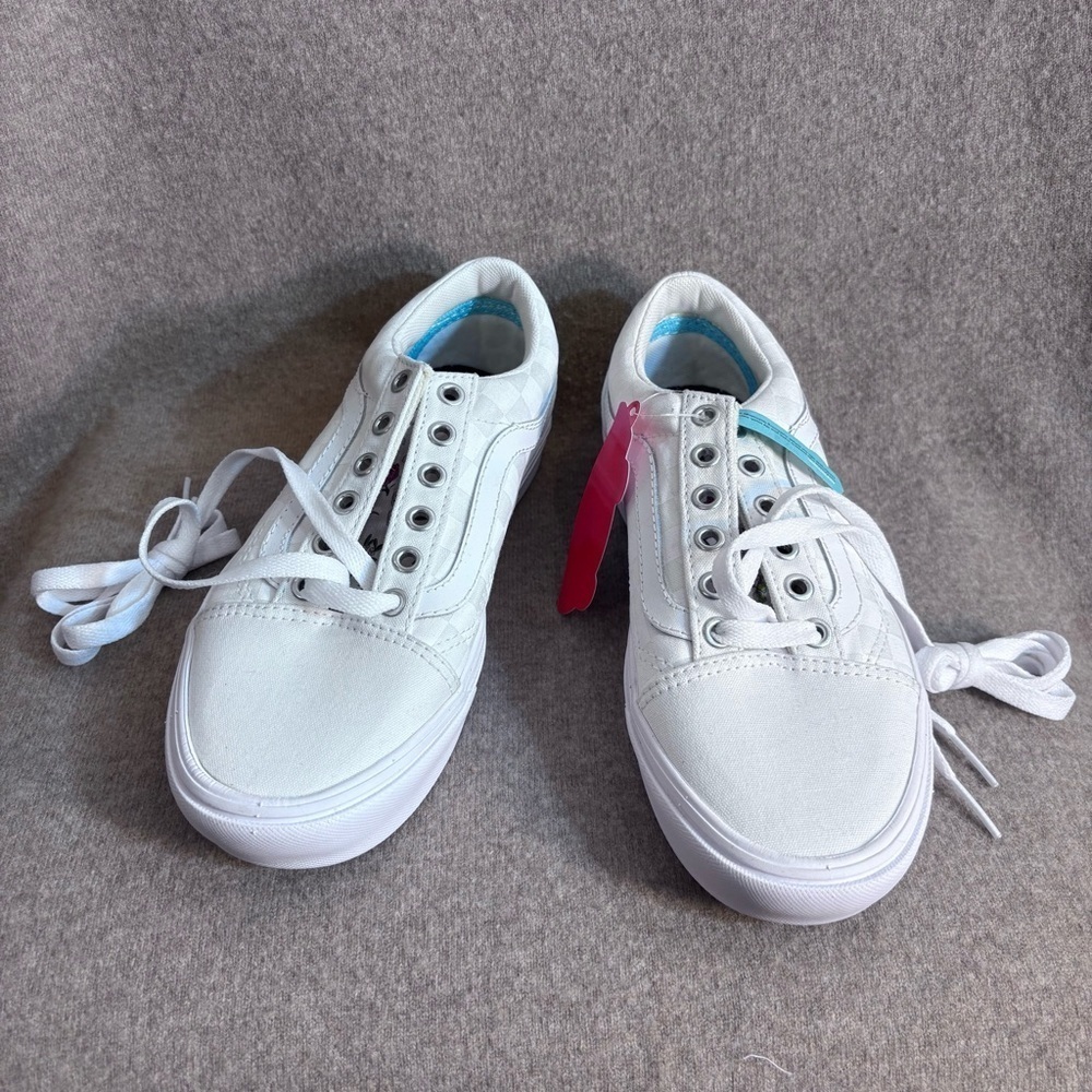 VANS OFF THE WALL Sz 7 White Contrastin Checker Canvas Lace Up Sneakers NEW